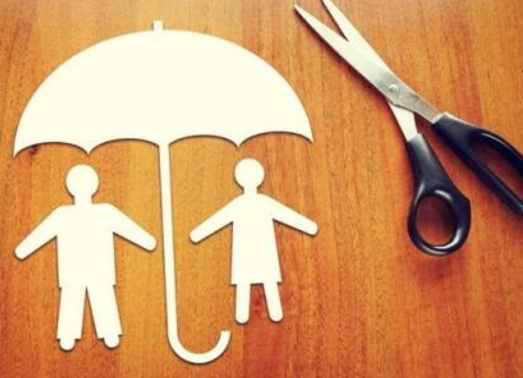 哆啦a保險測評，有哪些優(yōu)缺點