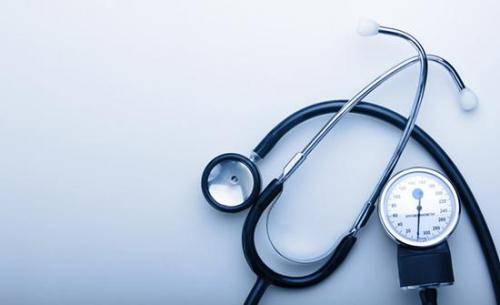 大病眾籌、互助計(jì)劃和保險(xiǎn)的區(qū)別！看完就知道該怎么選擇了！